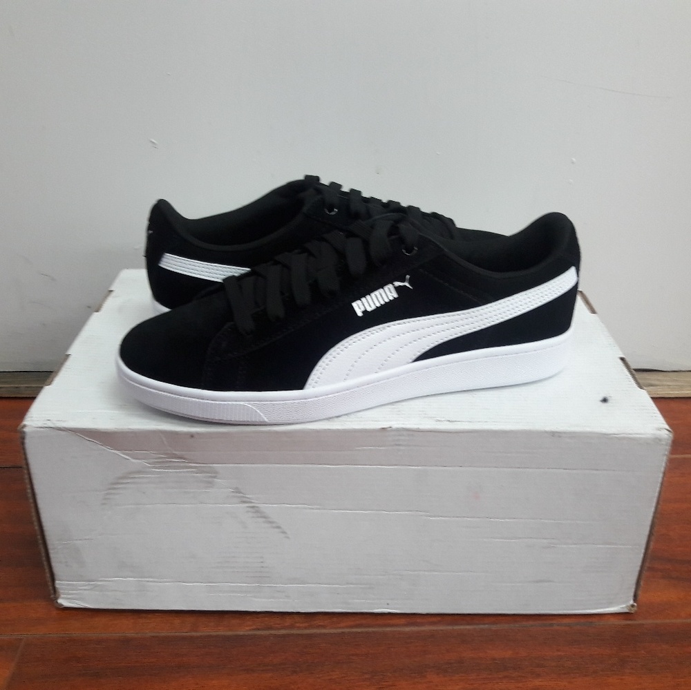 puma - Picture 1 of 4